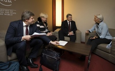 Мораторий на продажу земли государственной и частной собственности должен быть отменен уже до конца