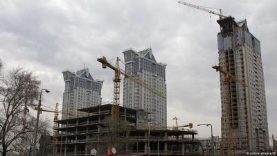 Столичный рынок недвижимости: "денег нет, но вы держитесь"