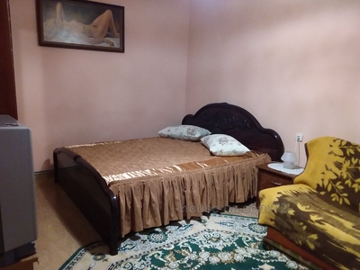Rent an apartment, Old fund, Lidersovskiy-bulvar, Odessa, id 32797