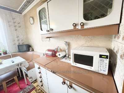 Buy an apartment, Czekh, Pavlova-Akademika-vjezd, Kharkiv, id 137195