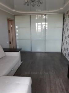Rent an apartment, Gvardeycev-shironincev-ul, Kharkiv, id 131156