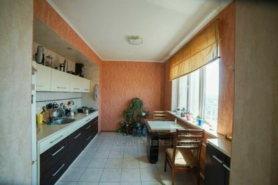 Buy an apartment, Improved, Uzhviy-Natalii-ul, 82, Kharkiv, id 126886