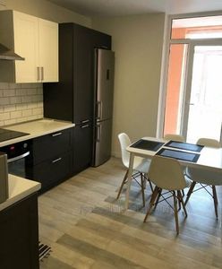Снять квартиру, Новострой, Серповая ул., 4, Харьков, id 129349