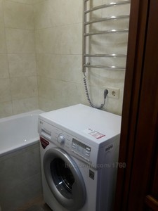Rent an apartment, Czekh, Pavlichenka-ul, Belaya Tserkov, Belocerkovskiy district, id 25859