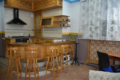 Rent an apartment, Stalinka, Komsomolskaya-ul-Kirovskiy, Dnipro, id 52343