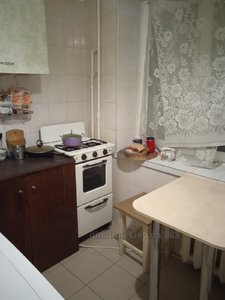 Rent an apartment, Ushakova-Nikolaya-ul, 10, Kyiv, Svyatoshino, Svyatoshinskiy district, id 206677