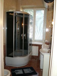Rent an apartment, Stalinka, Girshmana-ul, Kharkiv, id 18728