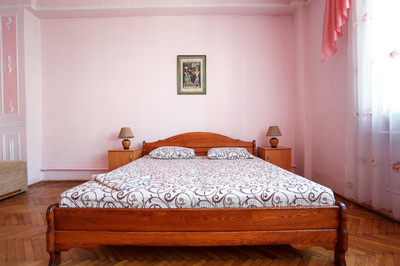 Квартира подобово, Будівля старого Львова, Краківська вул., 16, Львів, id 5051