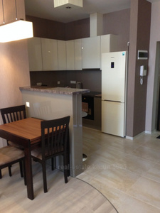 Rent an apartment, Stalinka, Pushkinskiy-vjezd, 5, Kharkiv, id 125869