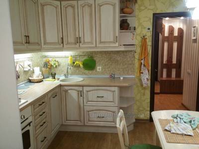Rent an apartment, Czekh, Entuziastov-ul, 21, Kyiv, id 200084