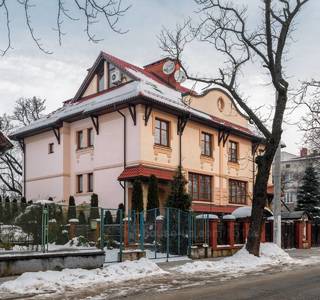 Купити будинок, Котедж, Коновальця Є. вул., Львів, id 22760
