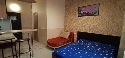 Vacation apartment, Khmelnickogo-Bogdana-ul, 12, Kharkiv, Centr, Osnovyans'kyi district, id 122407