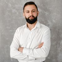 Слюсаренко Нестор
